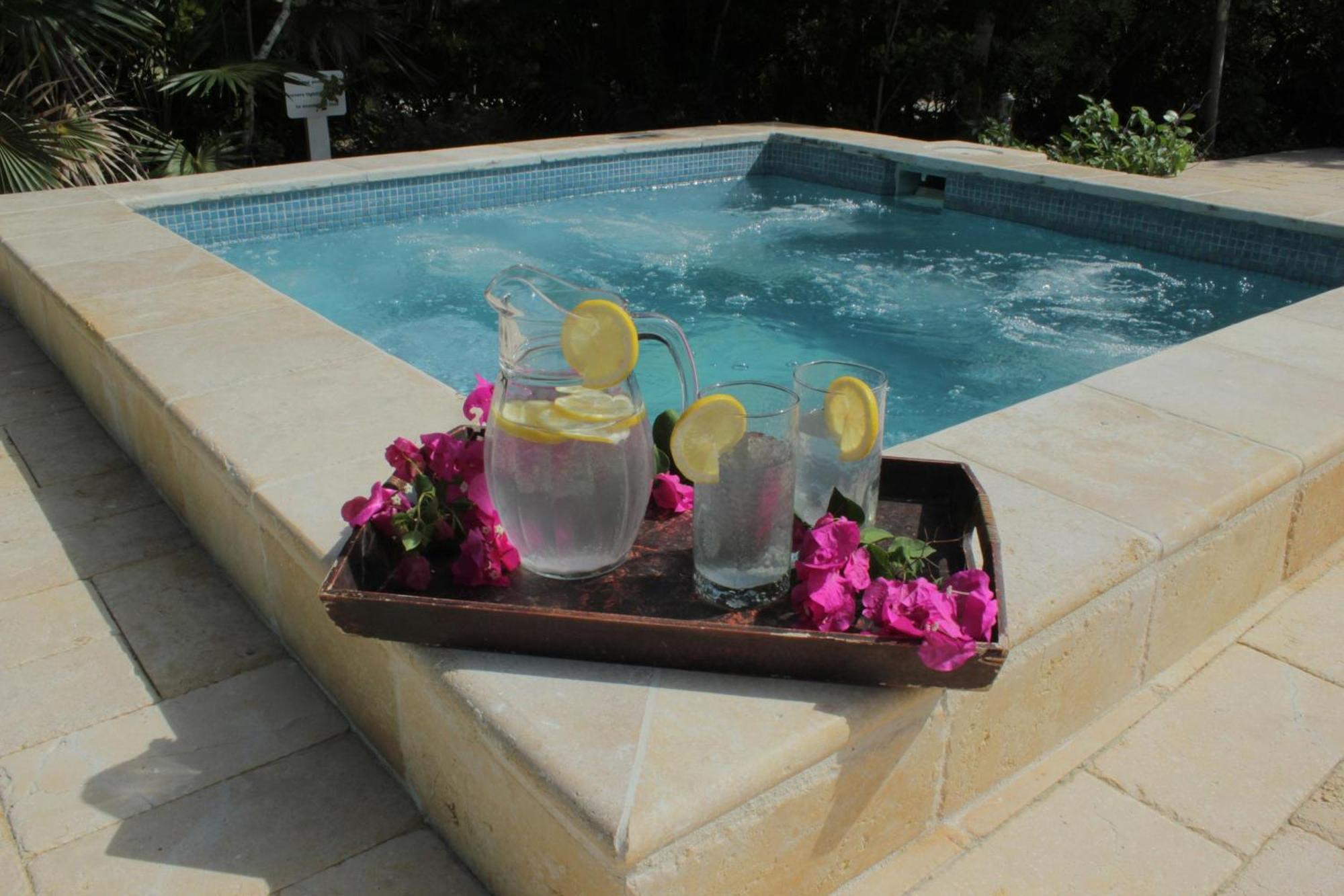 Esencia Cottage Long Bay ภายนอก รูปภาพ
